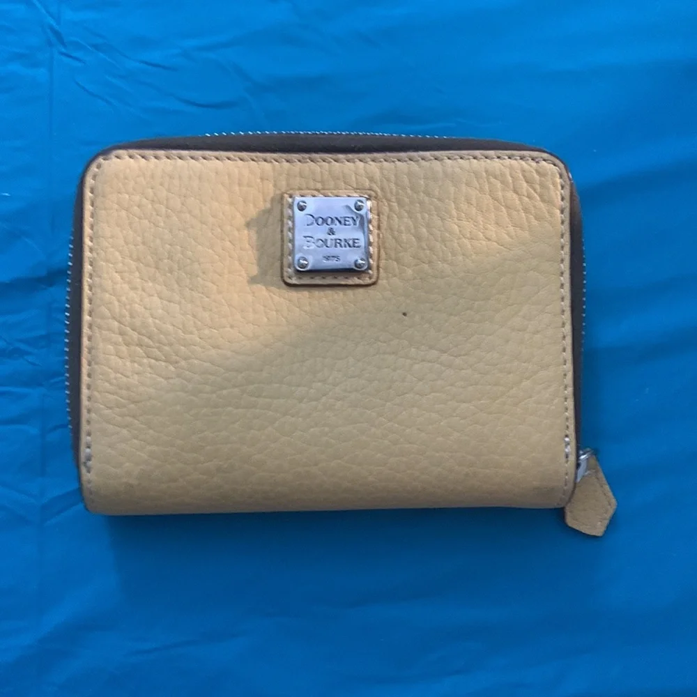 Almost New Dooney and Bourke Satchel with matching wallet. Rich Mustard Color